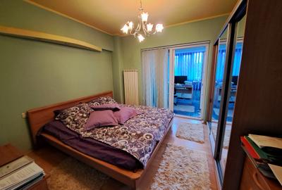 Ultracentral Târgoviște,  vânzare apartament 4camere/2balcoane - 19