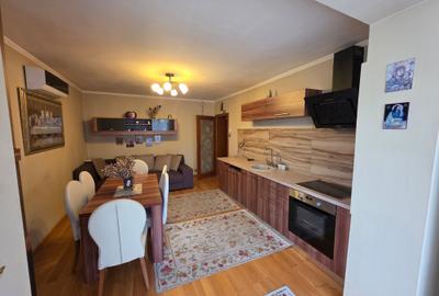 Vand apartament 3 camere cu garaj Cuza Voda - 4
