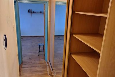 Apartament cu 2 camere decomandat în Titan - 1