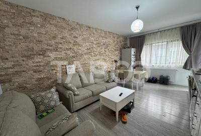 COMISION 0- Apartament decomandat 3 camere balcon etaj 1 Arh - 2