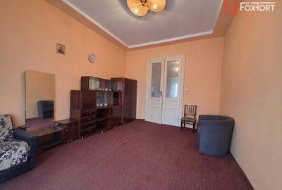 Casă individuală cu 8 camere cu Canalizare în Aradul Nou - 2