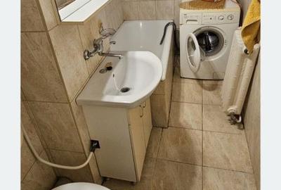 Apartament cu 3 camere decomandat în Central - 2