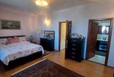 Apartament cu 5 camere decomandat, mobilat în Fundeni - 8