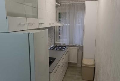 Apartament cu 2 camere decomandat în Est