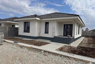 Casă cu Teren 500 Mp în Sântandrei