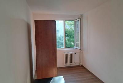 Garsonieră nedecomandată în Micro 19 - 1