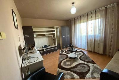 Apartament cu 2 camere decomandat, mobilat în Zorilor