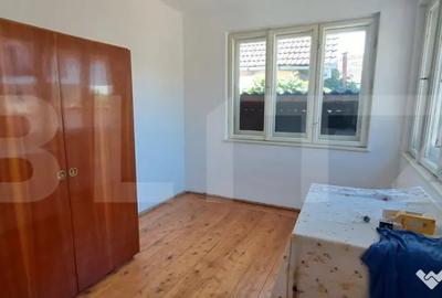 Casă cu 4 camere cu Teren 150 Mp în Central