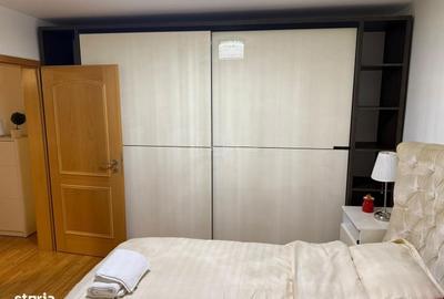 Apartament cu 4 camere decomandat în Rovine - 3