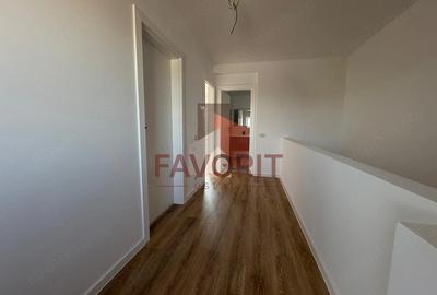 Casă cu 4 camere cu Teren 250 Mp în Săcălaz