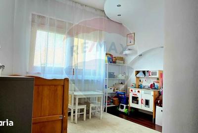 Apartament cu 2 camere decomandat în Vitrometan - 3