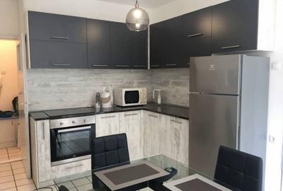Apartament cu 2 camere decomandat în Drumul Taberei