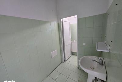 Spațiu comercial, de 150 mp, în Central - 6