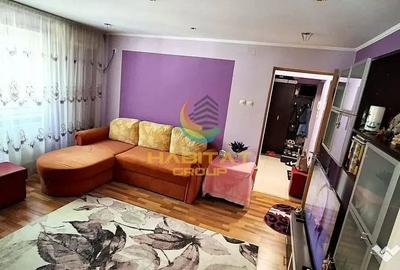 Apartament cu 3 camere semidecomandat în Central