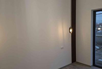 Casă cu 4 camere cu Teren 250 Mp în Malu Mare - 10