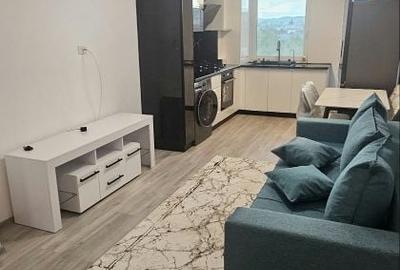 Apartament cu 2 camere decomandat în Exterior Vest