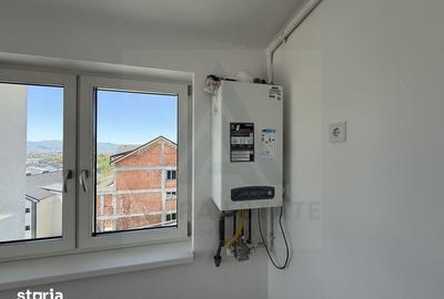 Apartament cu 3 camere în Cristian