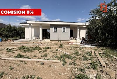 Duplex cu 3 camere cu Canalizare în Albina - 1