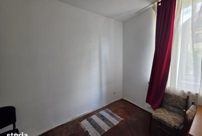 Casă cu 1 camere cu Teren 127 Mp în Gruia
