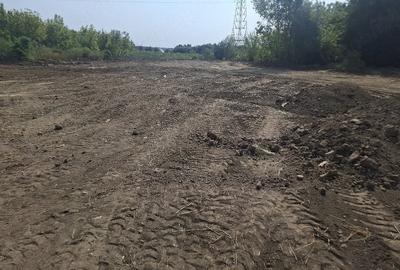 Teren de 1300 mp, în Ștefăneștii de Sus