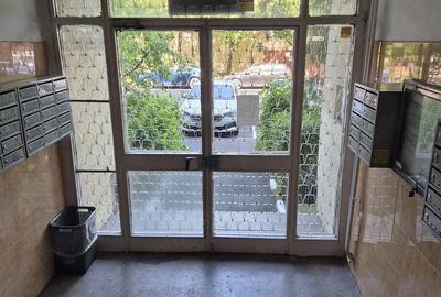 Garsonieră decomandată în Colentina