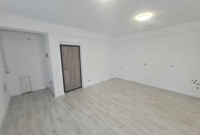 Apartament cu 2 camere semidecomandat în Chinteni