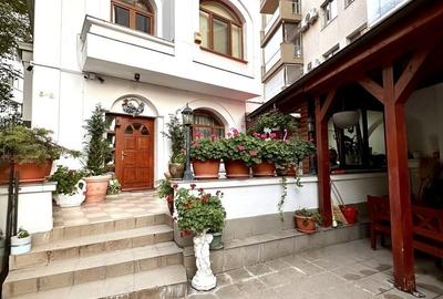 Apartament cu 3 camere nedecomandat în Unirii - 1