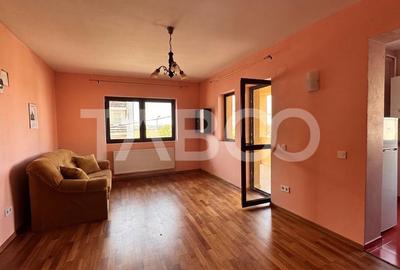 Apartament cu 2 camere semidecomandat, mobilat în Tilișca