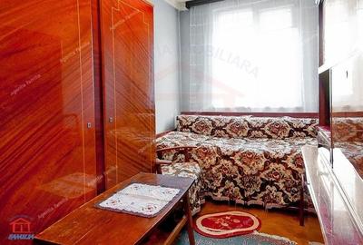 Apartament cu 3 camere semidecomandat în Micro 19 - 8
