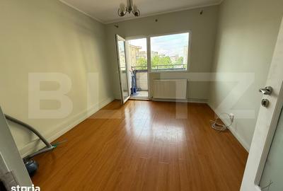 Apartament cu 3 camere decomandat în Mărăști