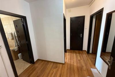 Apartament cu 3 camere semidecomandat, mobilat în Roșu - 6
