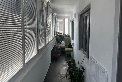 Apartament cu 3 camere decomandat, mobilat în P-ța Victoriei - 10