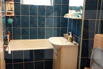 Apartament cu 3 camere decomandat în Simeria