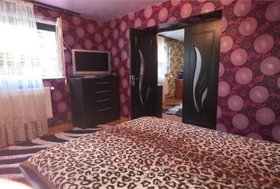 Casă individuală cu 9 camere cu Teren 240 Mp în Bucureștii Noi - 4
