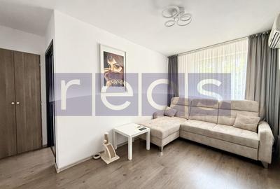 Apartament cu 3 camere semidecomandat, mobilat în Vitan