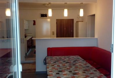 Apartament cu 2 camere decomandat, mobilat în Calea Dumbrăvii