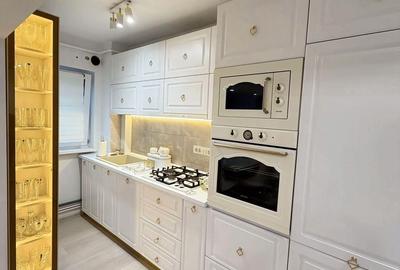 Apartament cu 3 camere decomandat în Central - 2