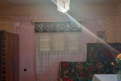 Casă cu 4 camere în Toaca