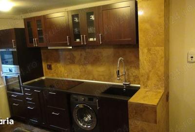 Apartament cu 3 camere decomandat în Cișmigiu