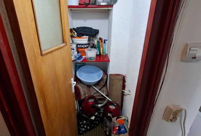 Apartament cu 2 camere decomandat în Titan - 4