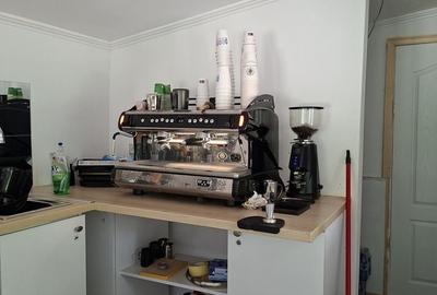 Spațiu comercial, de 32 mp, în Central - 8