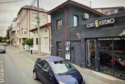 Casă cu 3 camere cu Teren 130 Mp în Dorobanți