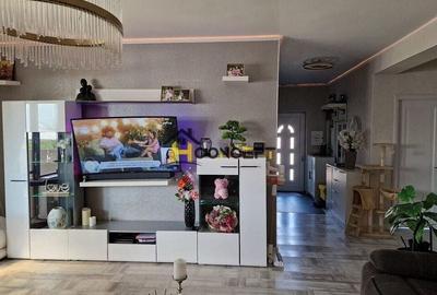 Casă individuală cu 3 camere cu Canalizare în Central - 9
