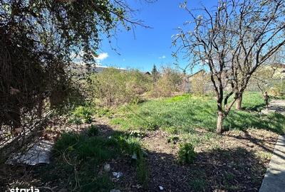 Casă cu 2 camere cu Teren 420 Mp în Central