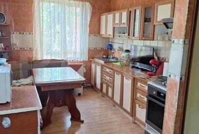 Casă cu 4 camere în Costi - 8