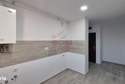 Apartament cu 3 camere semidecomandat în Micro 1
