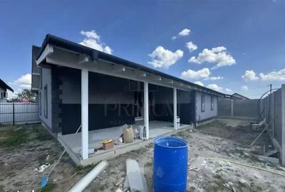 Casă cu 4 camere cu Teren 400 Mp în Sânmihaiu Român