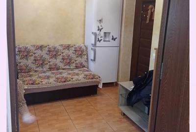 Apartament cu 2 camere semidecomandat în Baicului