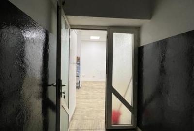 Spațiu comercial, de 106 mp, în Casa de Cultură - 6