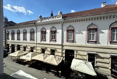 Birou, de 50 mp, în P-ța Unirii - 7